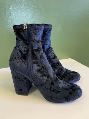 Botas de tornozelo Steve Madden de veludo azul. Gaze feminino tamanho 6 usado - Imagem 1 de 4