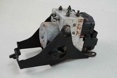 2002 - 2003 Subaru Impreza Abs Ani Lock Brake Pump Actuator Unit 27534Fe030 Oem - Image 1 of 4
