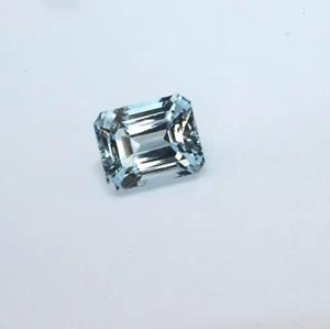 Corte octágono aguamarina azul claro natural facetado 1,65 quilates 7x5,2 mm - Imagen 1 de 7