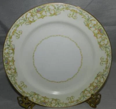 Vintage Noritake 10" Dinner Plate Floral Wreath Gold Accents "M" Morimura Japan - Image 1 of 2