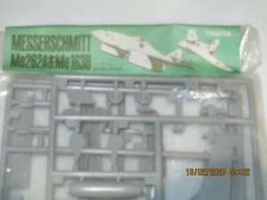 TAMIYA 1:100 MESSERSCHMITT ME 262A & ME 163B - Picture 1 of 3