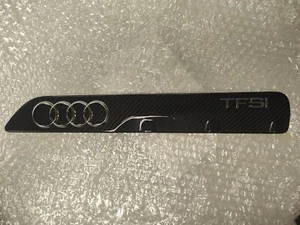 CUBIERTA DE MOTOR DE CARBONO AUDI A3 RS3 RSQ3 PLACA DE ADMISIÓN 07K133621C ¡NUEVA Y FABRICANTE DE EQUIPOS ORIGINALES! - Imagen 1 de 10