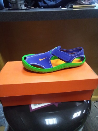 NIKE sandali