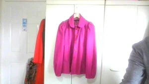 Beautiful Magenta colour jacket by FRENCH CONNECTION. Size12 WITH scarf o/r 1341 - Picture 1 of 3