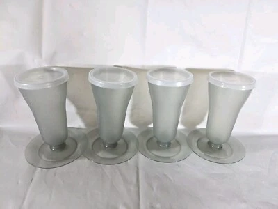 Tazas de parfait de postre gris Tupperware 4x con tapas pudín gelatina bocadillo vintage 🔥 Foto 1 de 4