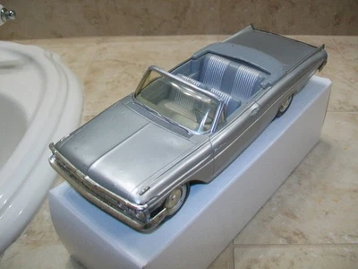 1961 Mercury Parklane Convertible Promo Model Car 1/25 - Image 1 of 4