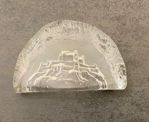 Edinburgh Crystal Scottish Paperweight Reverse Etched Edinburgh Castle - Picture 1 of 3