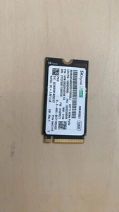 Disque SSD Lenovo SSD 128 Go M.2 Pcie 2242 SK hynix HFM128GD3HX015N - Photo 1/3