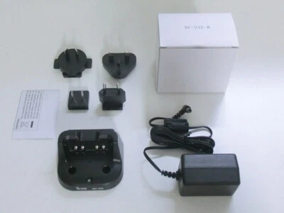 ICOM BC-213 Standladeschale m. BC-242B Netzadapter für ICOM IC-F1000/F2000 / F29 - Bild 1 von 3