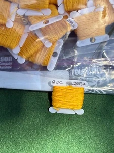 Bucilla Embroidery Tread Yellow # 2592 Lot of 45 on Stich Floss Cards - Picture 1 of 3