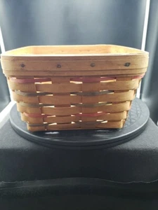 Vintage Longaberger Medium Berry Basket Handmade In 1992 "Basket Only" - Picture 1 of 6