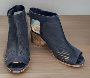 Vince Camuto Navy Blue Perforated Stacked Heels Open Toe Hook And Loop Sandal 9 - Picture 1 of 9