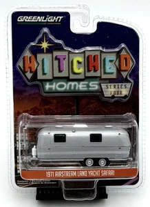Greenlight - Hitched Homes Series 4 - 1971 Airstream Land Yacht Safari - Picture 1 of 2