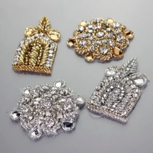 1PC Embroidered Epaulette Rhinestone Flower Applique Patches Sew on DIY Clothes - Picture 1 of 12
