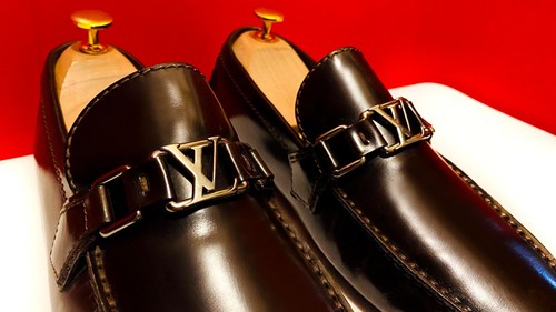 LOUIS VUITTON（LV） $989 00!! MOCASSINI DA UOMO MARRONI LOUIS VUITTON LUSSO MARCATI UK TAGLIA 6 5 M