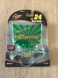 2006 Jeff Gordon #24 Nicorette NASCAR Winners Circle 1/64 Diecast NEW - Picture 1 of 2