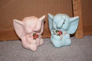 Vintage PINK & BLUE ELEPHANTS Figurine SALT + PEPPER Shakers JAPAN - Picture 1 of 3