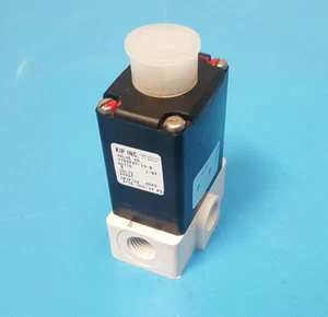 Solenoid Valve, 24VDC, 8W, 14PSi, KIP INC, VT5SP27-13-B, 3/16 - Picture 1 of 9