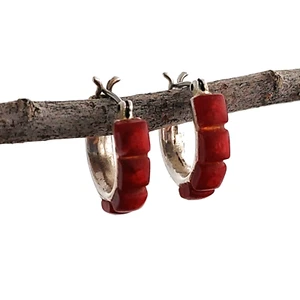 Silver Tone Hoop Snap Closure 4 Red Rectangles 5/8" - Picture 1 of 7