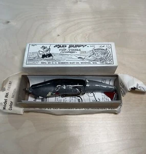 Vintage Wooden Fishing Lure C.C. Roberts Little Mud Puppy 6.5" long - Picture 1 of 9