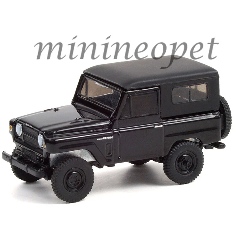 GREENLIGHT 28070 B BLACK BANDIT SERIES 25 1970 NISSAN PATROL 1/64 BLACK