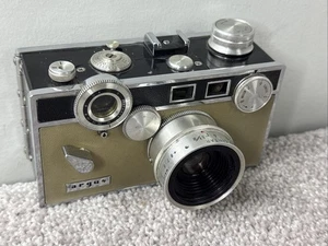 Vintage Argus C3 Brick 35mm Camera Tan w/ 50mm F3.5 Cintar Lens - Picture 1 of 5