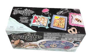 Easy-Bake Ultimate Oven EasyBake Electric Oven Playset *NEW!* For Ages 8+ - Picture 1 of 1