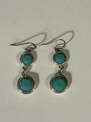 Pendientes perforados LC Lauren Conrad tono plata piedras azul claro colgantes Foto 1 de 3