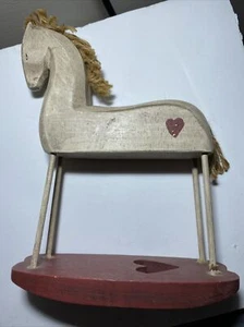 Wooden horse Philippines decoration heart painted - Picture 1 of 6