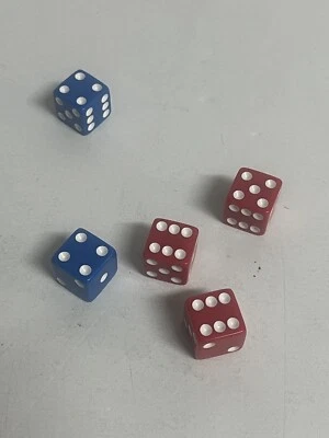 2015 RISK Strategy Board Game Replacement Set of 5 Dice 3 Attack 2 Defense Dice - Image 1 of 4