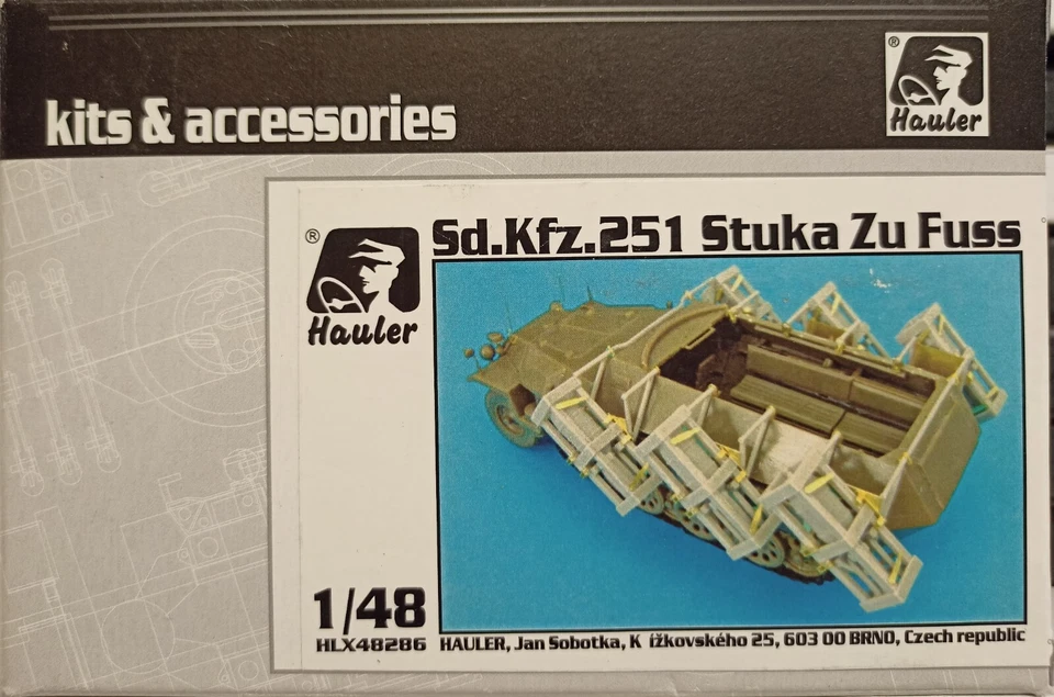 MODELLISMO- WWII Sd.Kfz.251 Stuka Zu Fuss - Hauler 1/48 scale - Immagine 1 di 1