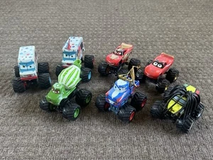 (7) Disney Pixar Cars Deluxe Monstertruck Set McMean Wrestler - Bild 1 von 8