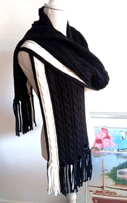 Calvin Klein Unisex Black & White Cable Knit 6" Fringe Scarf Poly/Wool 90X11 - Image 1 of 4