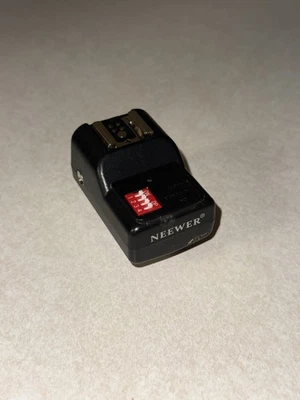 Set Of 3 Neewer FC-16 Wireless Flash Trigger Receivers - Image 1 of 2