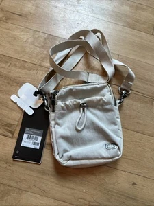 Ogio AC OG Rise Pouch Small Crossbody Vanilla Crème Tasche Neu mit Etikett - Bild 1 von 6