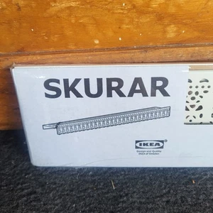 IKEA SKURAR Metal Blanco Encaje Estante Imagen Cornisa Reino Unido Exclusivo, 70cm UNO (1) - Imagen 1 de 10
