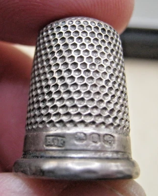 Antique Sterling Silver Bee Hive Style Thimble - In VGC Makers Mark HF Foto 1 de 3