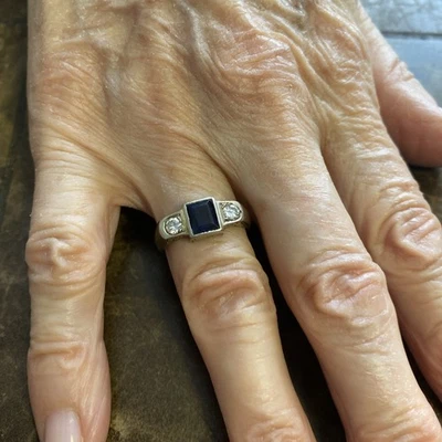 bague ancienne or 18 carats Saphir - Photo 1/4