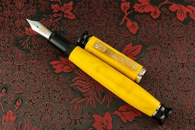 Pluma Estilográfica Loiminchay Mandarin Supreme 2002 Jade Plateado y Blanco LE #4/5 Foto 1 de 4