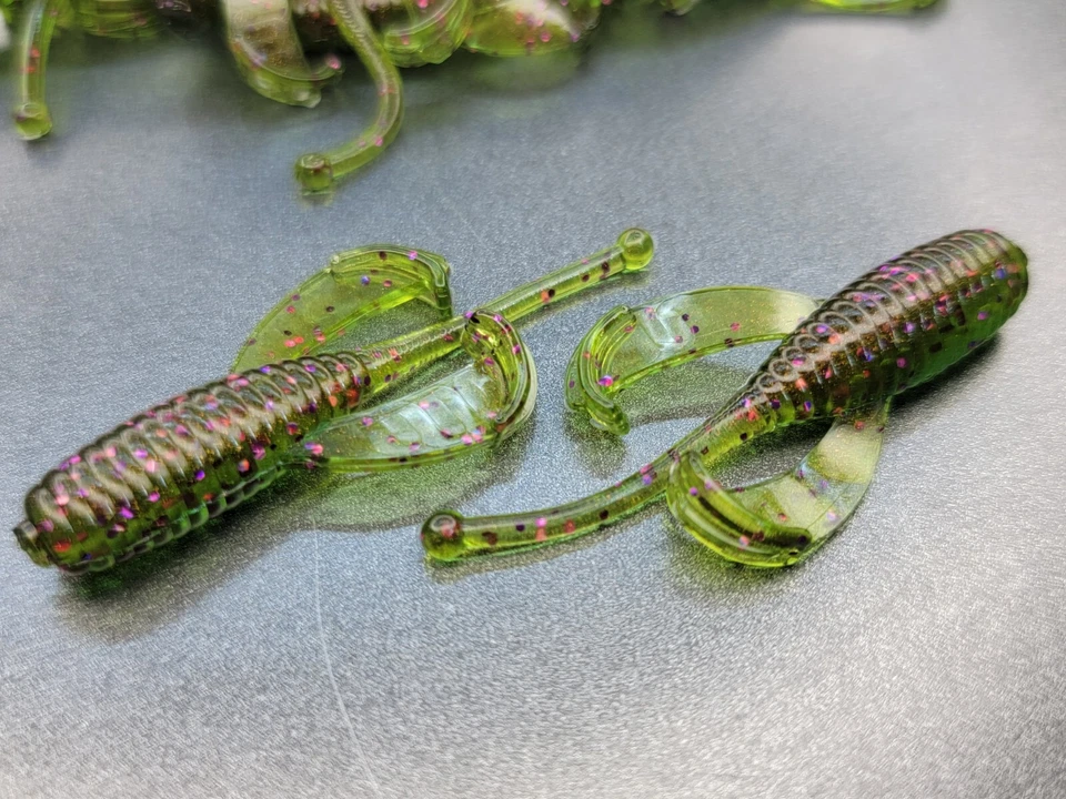 HOOKED BAITS (20) 2" SLAB BANDIT "Candy Green"GRUBS JIGS CRAPPIE PANFISH STINGER BABY SHAD