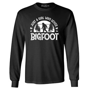 Camisas Just A Girl Who Loves Bigfoot manga larga Just a Girl - Imagen 1 de 4