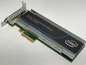Intel SSD DC P3700 Series 800GB SSDPEDMD800G4 Solid State Drive Card Low Profile - Picture 1 of 2