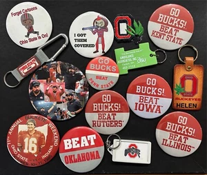 Ohio State Buckeyes Pinback Schlüsselanhänger Menge 15 Spieltag Pins & mehr - Bild 1 von 1