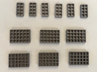 O Scale Industrial Windows - Pack of 12 Featuring 2 Different Designs - Image 1 of 3