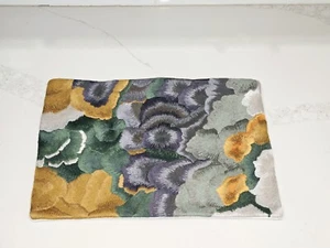 Stunning Embroidered Pillowcase Cover - Luxurious Floral Design, 15.5x12 Inches - Picture 1 of 10