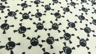 Tela Calavera Algodón Carina Gardner 3.5yd Halloween Eek Boo Shriek Riley Blake Foto 1 de 3