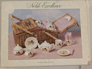 Noble Excellence Mini Tea Party Set 20 pieces Wicker Picnic Basket Cottage Core - Picture 1 of 24