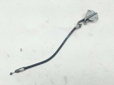 Soporte de montaje de pestillo de asiento 12 Kawasaki EX650 Ninja 650 Foto 1 de 4