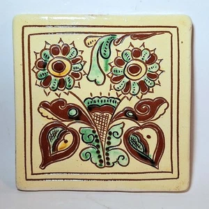 Ukrainian Ceramic Decorative Folk Art Tile By V Dzhuraniuk Carpathian Kosiv - Picture 1 of 11