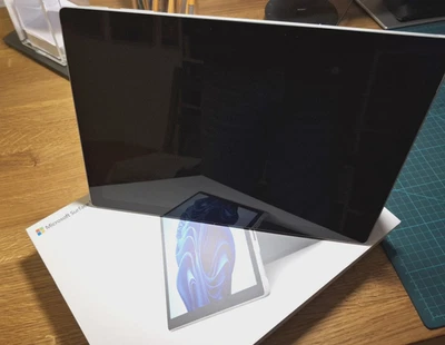 Microsoft Surface Pro 7+ Platin, Core i5-1135G7, 8GB RAM, 128GB SSD; DEFEKT!! - Bild 1 von 4